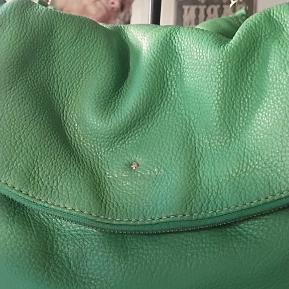 Kate Spade VGC Green 100% Cow Leather Shoulder Bag. Pebbled. - Picture 2 of 16